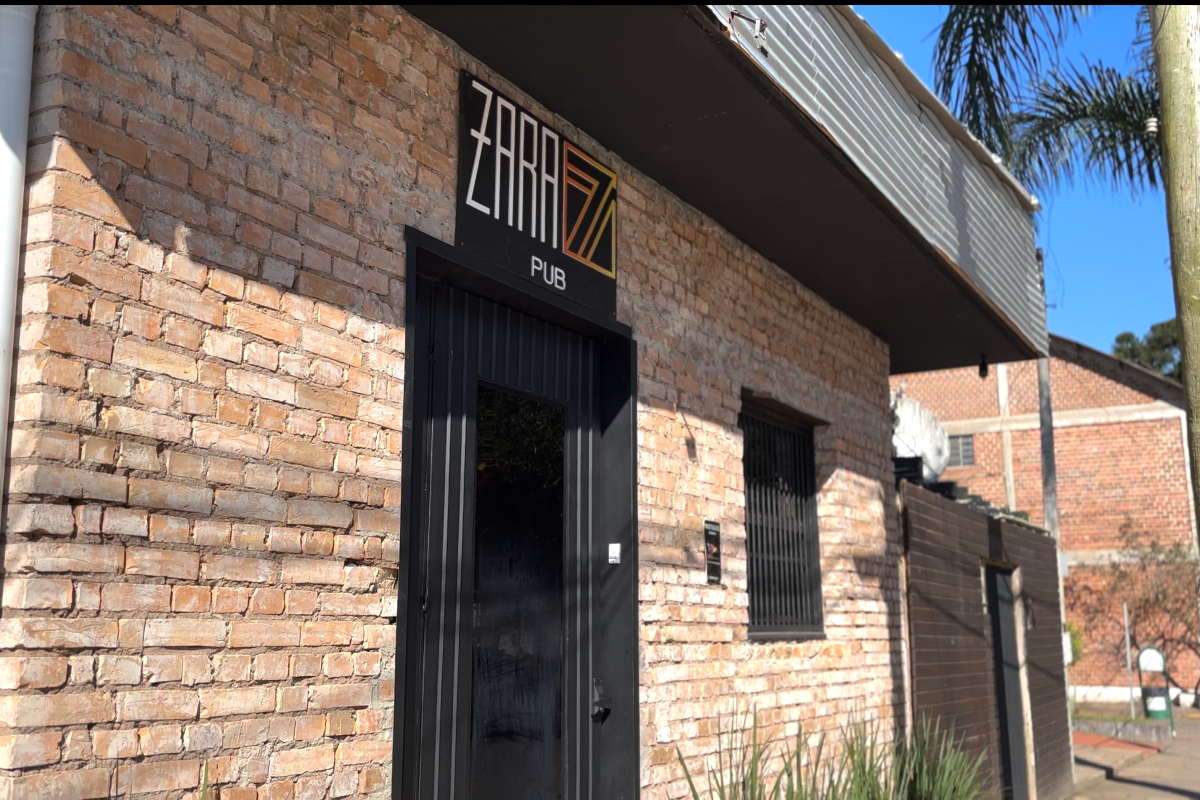 Zara 7 Pub