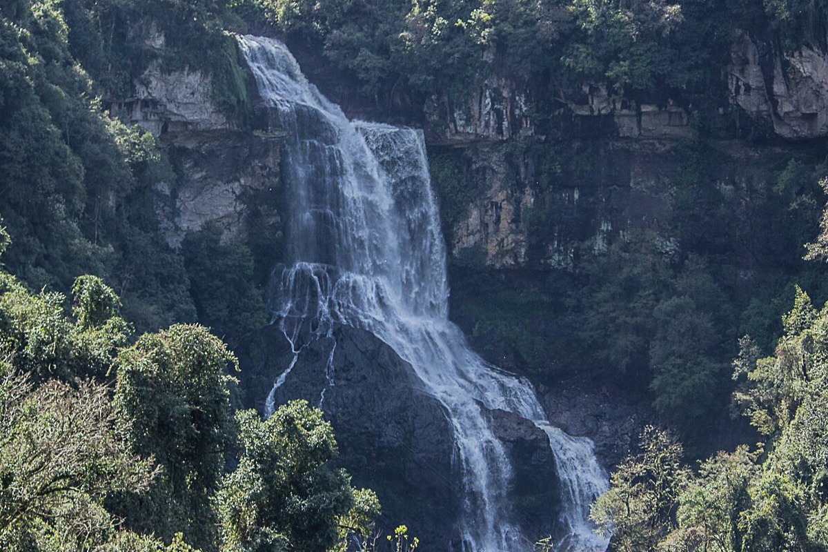 Cascata Véu de Noiva