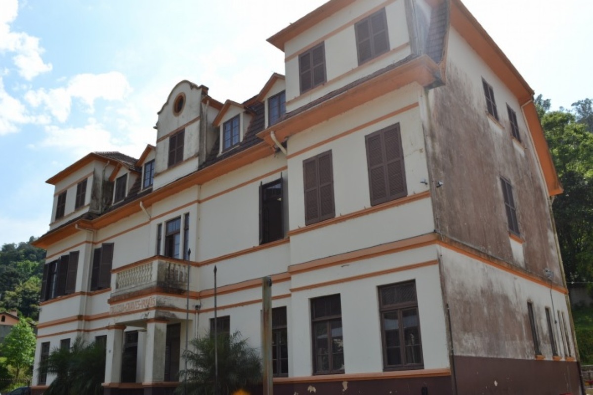 Escola Ismael Chaves Barcelos